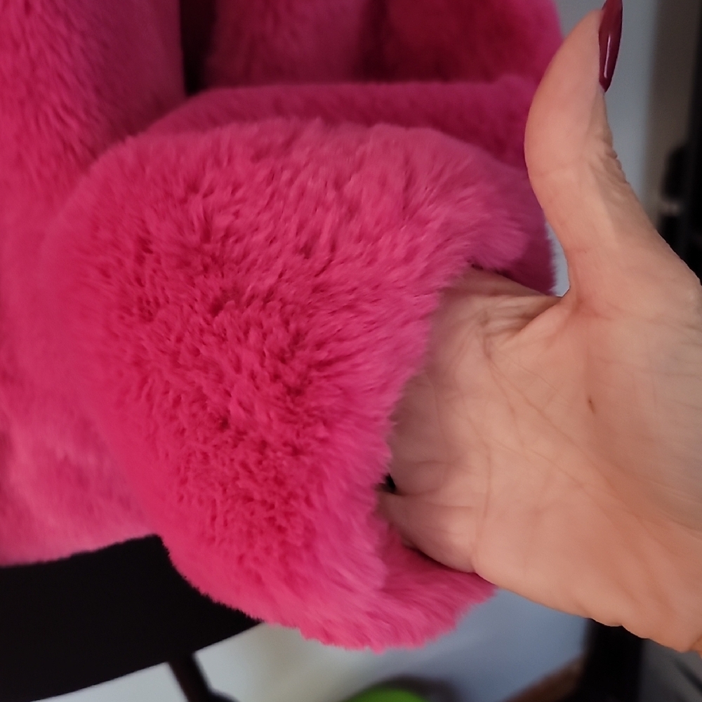 Forever 21 Pink Teddy Jacket - Picture 6 of 9